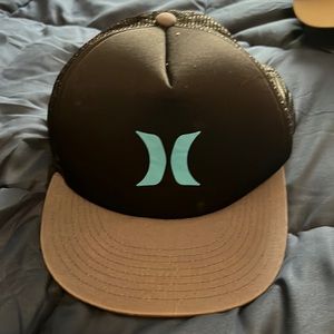 Hurley SnapBack truckers hat